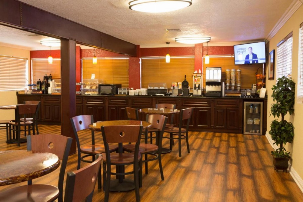 Best Western Desert Winds Image 16